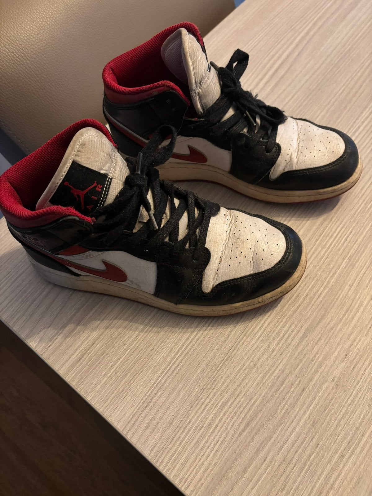 Nike air jordan maat 37,5, Sports & Fitness, Basket, Enlèvement ou Envoi, Comme neuf