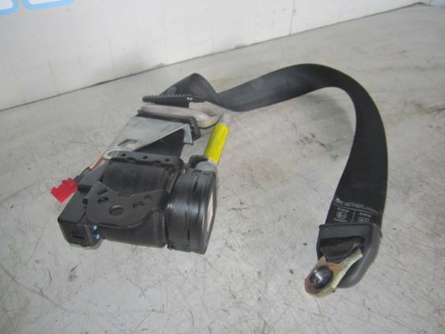 CEINTURE DE SECURITE AVANT DROIT Mitsubishi Carisma, Utilisé, Mitsubishi