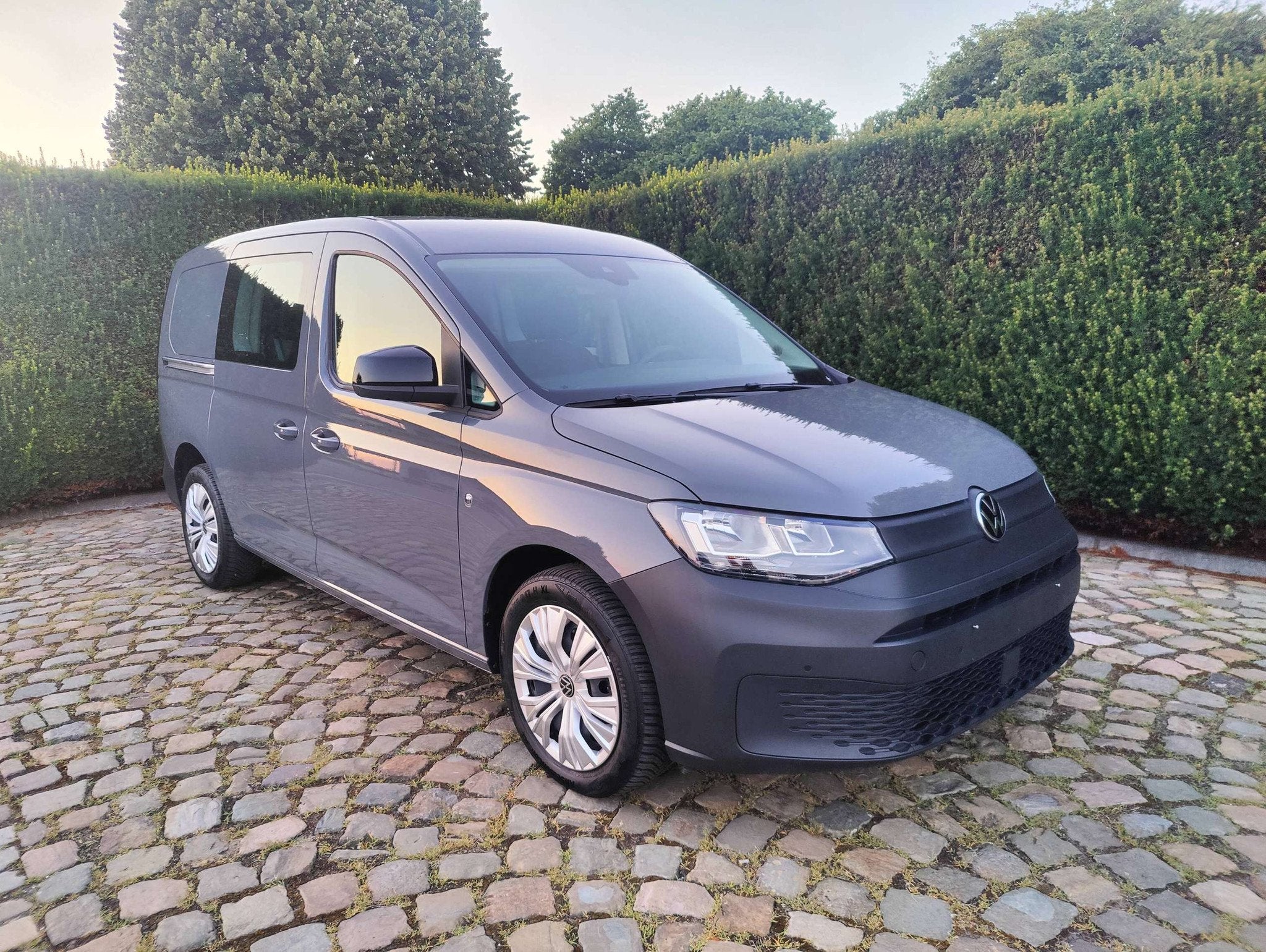 Volkswagen Caddy 2.0 TDi Maxi *5 plaatsen Lichte Vracht-5 pl, Autos, Camionnettes & Utilitaires, Achat, Entreprise, Noir, 102 ch