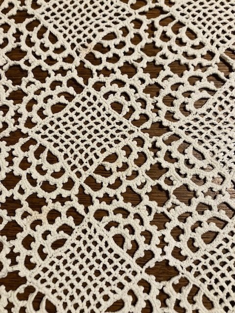 NAPPE DE GRAND-MÈRE AU CROCHET EN COTON BLANC. 190 X 200 CM, Maison & Meubles, Nappe, Blanc, 190 cm, Utilisé