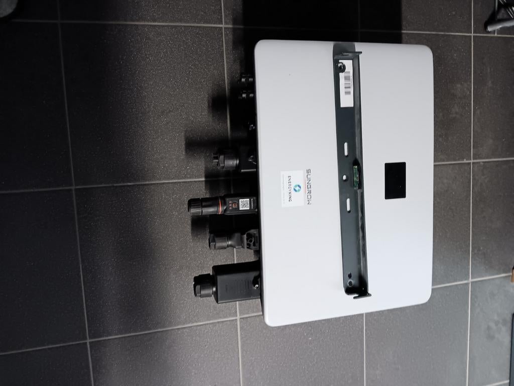 Omvormer merk Sungrow Type SH3.6RS., Ophalen