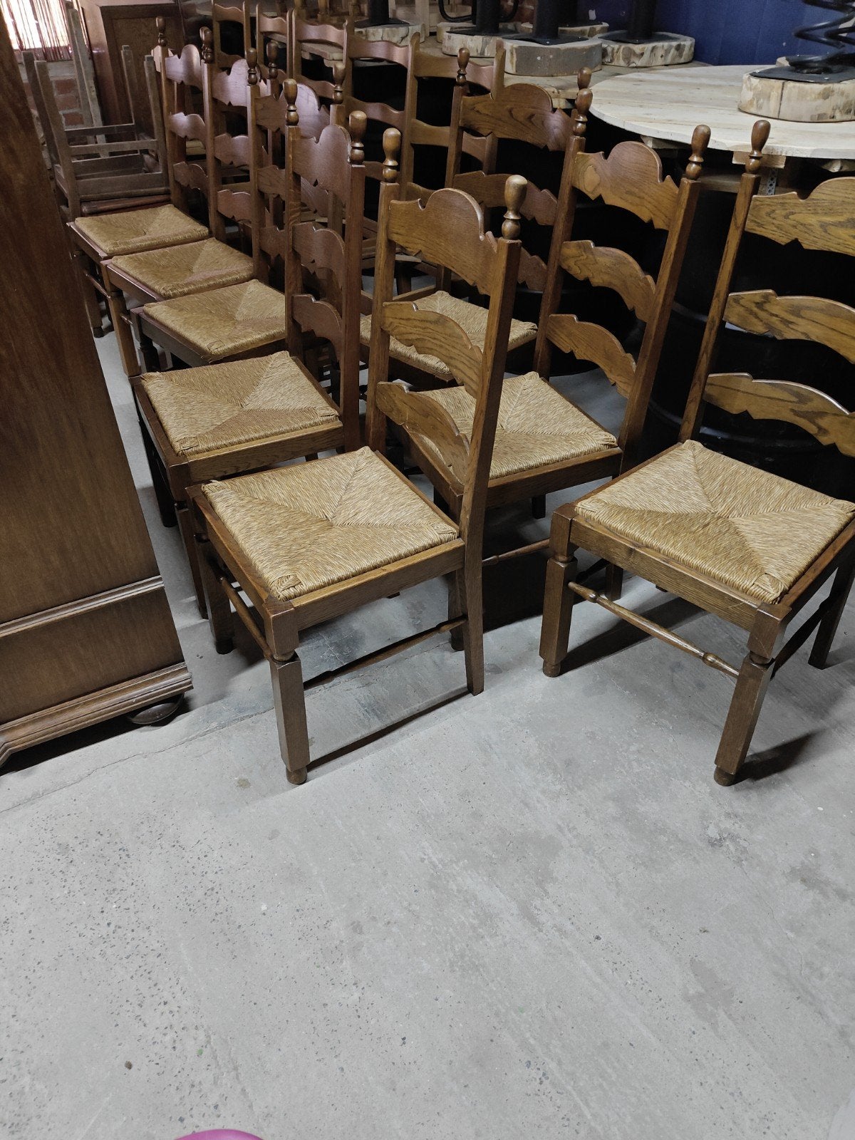 Stoelen, Ophalen