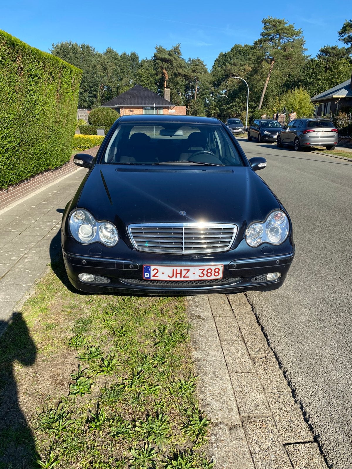 La Mercedes C200 a été approuvée pour la vente, Autos, Achat, Entreprise