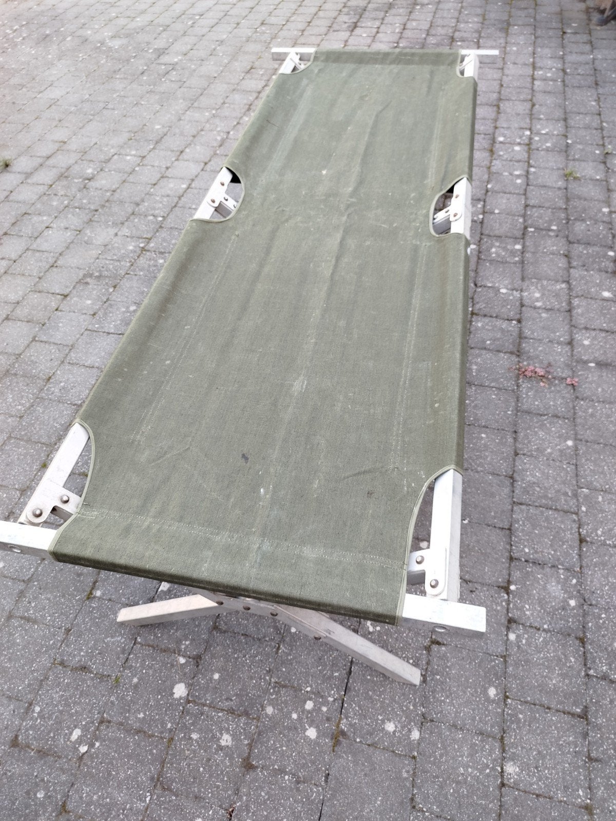 abl veldbed, Ophalen
