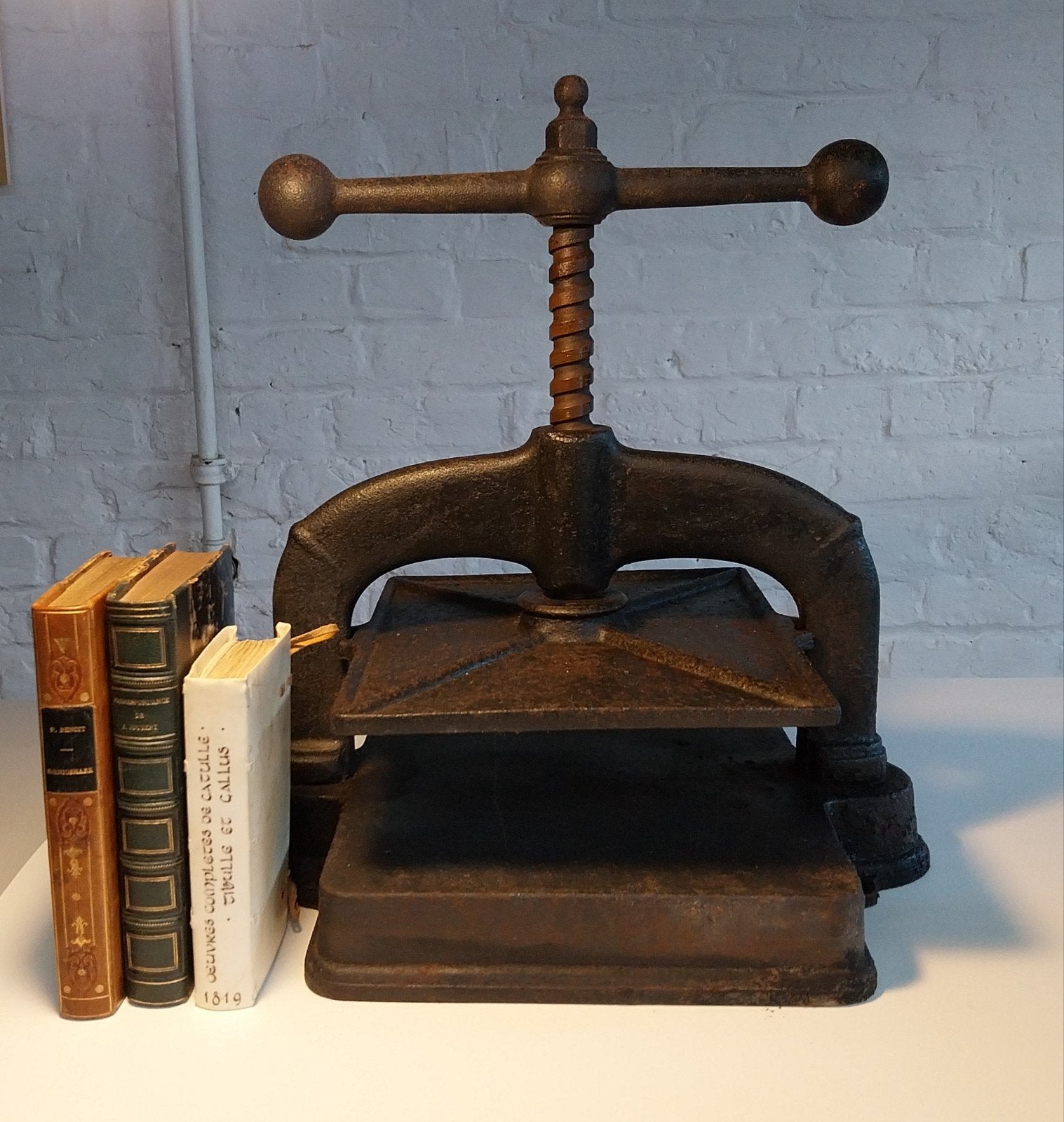 belle presse à livres, presse à reliure, Enlèvement