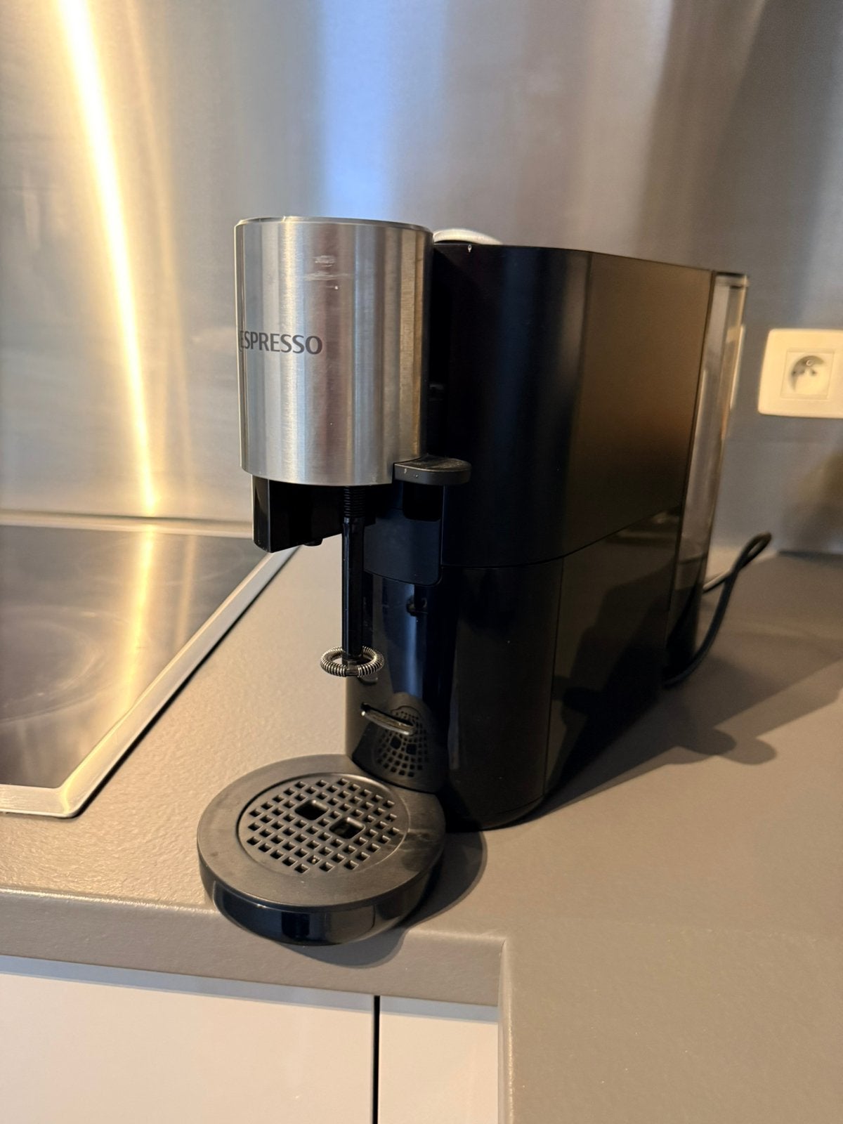 Nespresso krups koffiemachine, Elektronische apparatuur, Koffiezetapparaten, Zo goed als nieuw, Koffiemachine, Ophalen