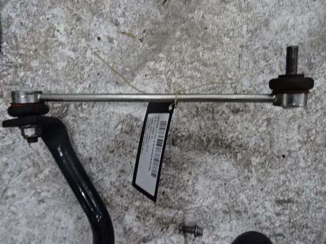 BIELLETTE DE BARRE STABILISATRICE AVANT DROIT Clio IV (5R), Renault, Utilisé, Peter-Huppertz-Straße 5
51063  Köln, DE, Dialog.deutschland@renault.de