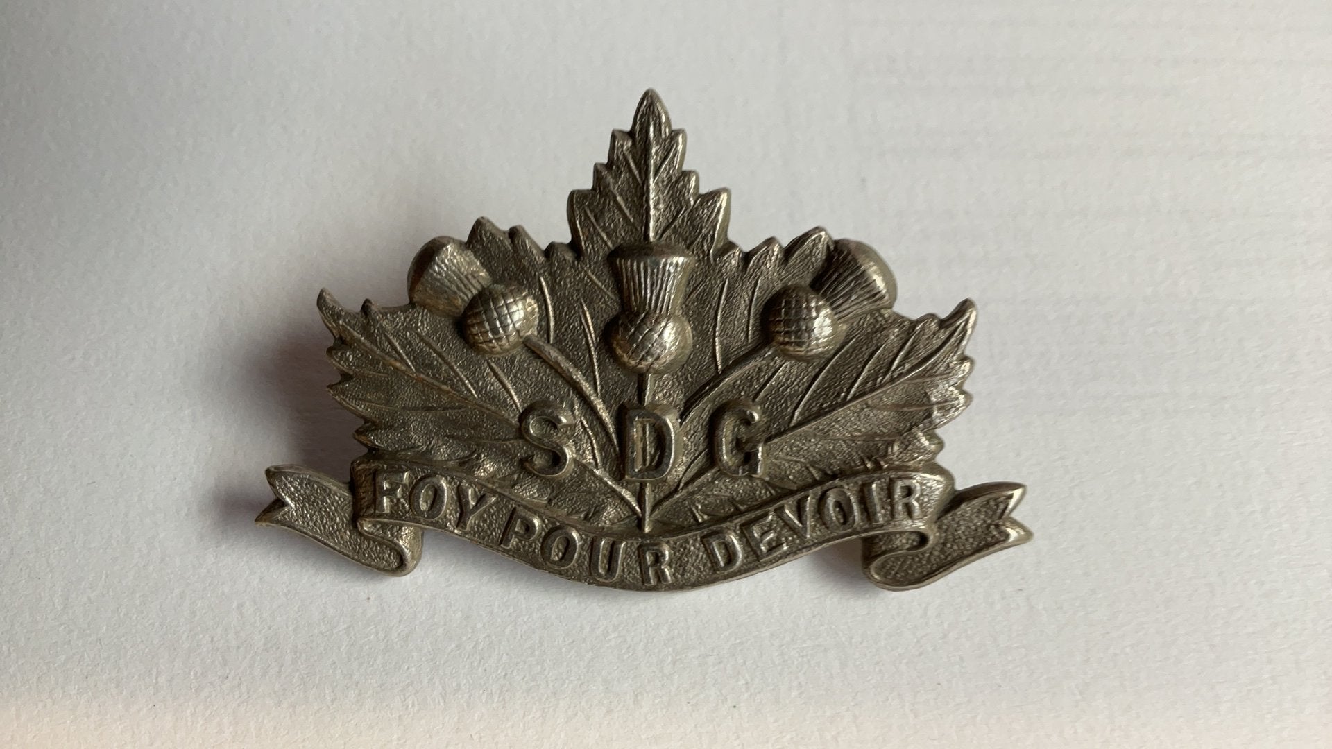 Originele Canadese SDG badge, Verzamelen, Militaria | Tweede Wereldoorlog, Ophalen of Verzenden
