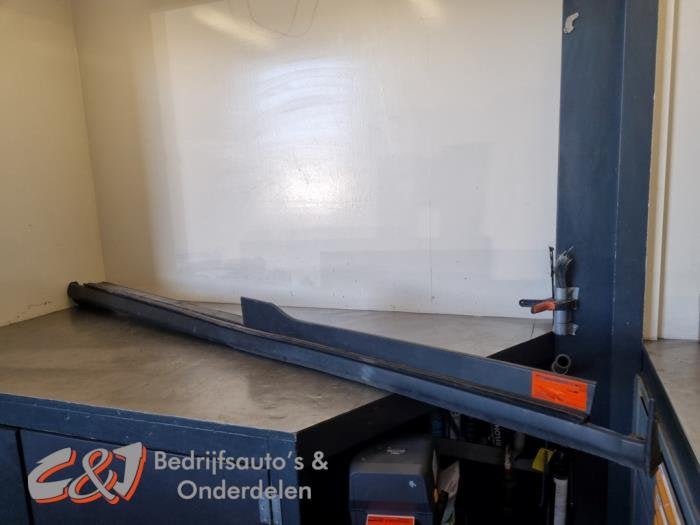 Jupe droite d'un Ford Transit Connect, -, 3 mois de garantie, -, -