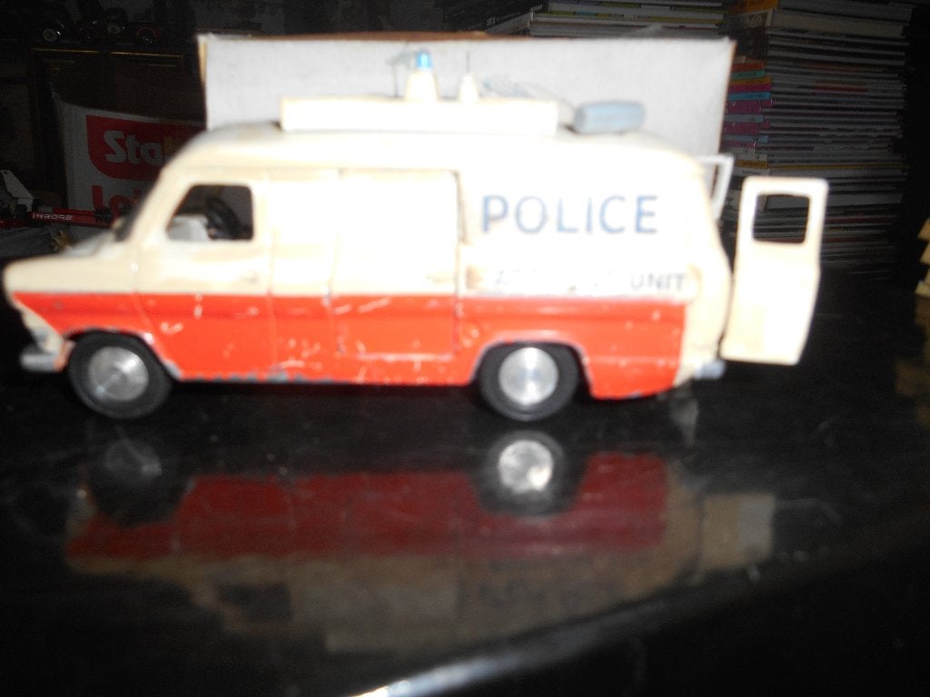 Dinky Toys Ford Transit van avec boite, Enlèvement ou Envoi, Dinky Toys