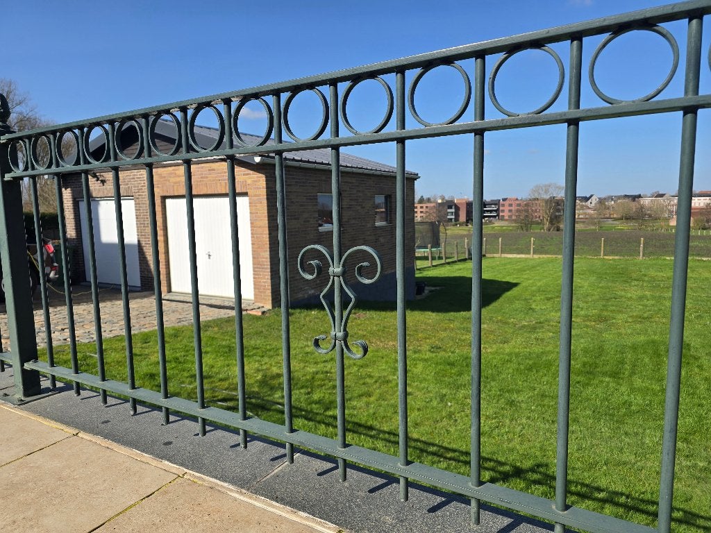 Smeedijzeren hekwerk, Ophalen, Met poort, Gebruikt, Sierhekwerk