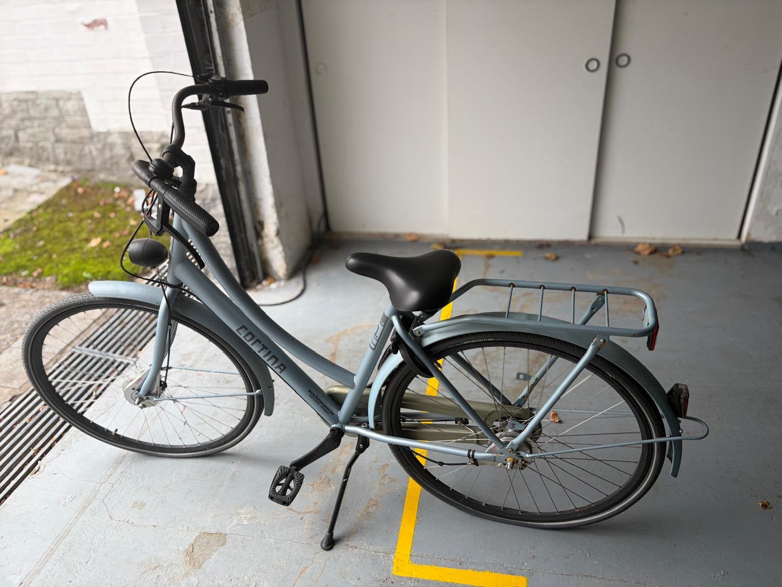 Cortina U4 damesfiets – weinig gebruikt – grijsgroen, Fietsen en Brommers, 56 cm of meer, Trommelrem, Ophalen, Overige merken