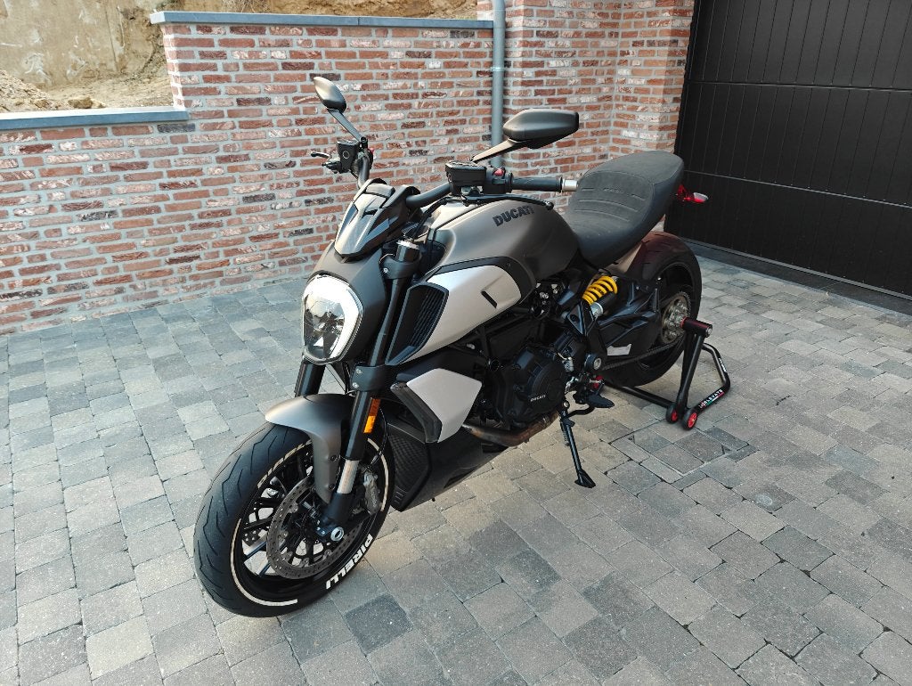 Ducati Diavel 1260 met quickshifter - bj 2020, 2 cilinders, Occasion, Motorrijbewijs A, Particulier