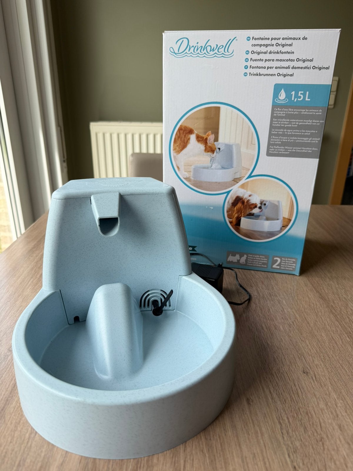 Drinkfontein voor kat of kleine hond. Gebruiksvriendelijk, Ophalen of Verzenden, Automatisch, Nieuw