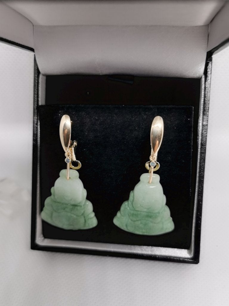 Exclusieve gouden oorhangers met jade en groene diamant, Hangers, Ophalen of Verzenden, Zo goed als nieuw, Met edelsteen