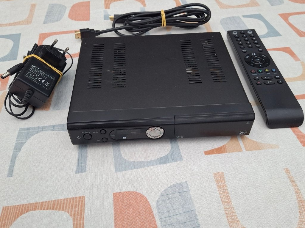 digitale satelliet HD ontvanger, M7 SAT801 TV Vlaanderen, Ophalen of Verzenden, Gebruikt, (Schotel)antenne-accessoires, Overige merken