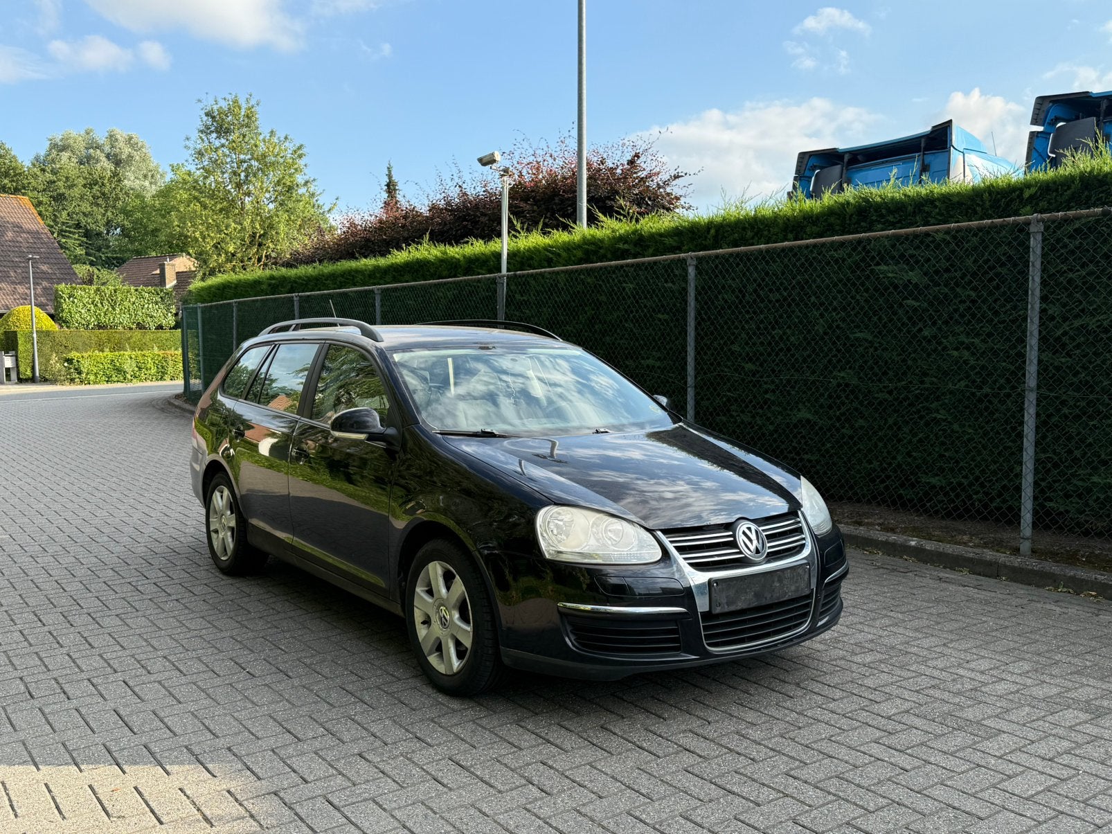VW Golf 5 break 1.6 essence prête à immatriculer, Autos, Volkswagen, Particulier, Golf, ABS, Airbags, Air conditionné, Apple Carplay
