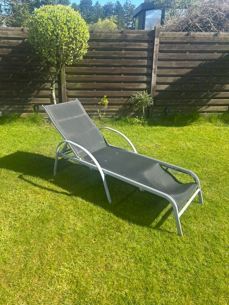 Zonnebed - ligzetel, Jardin & Terrasse, Chaises longues, Enlèvement, Utilisé, Textilène, Réglable