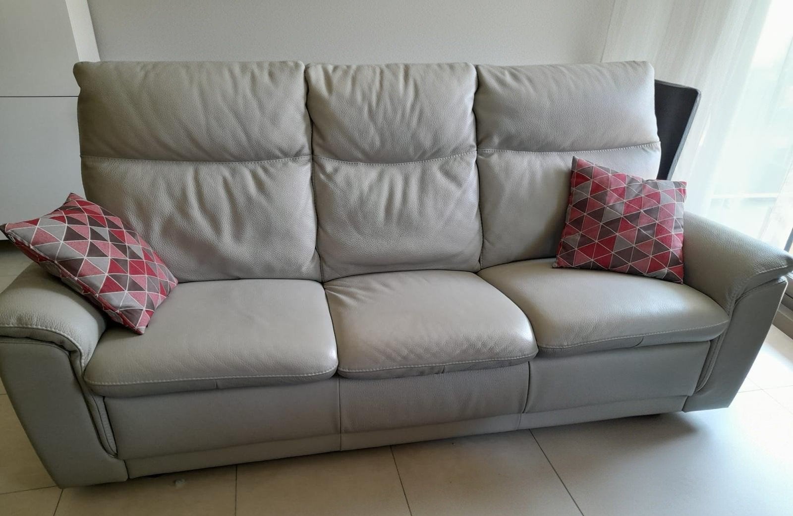 beige zetel, Huis en Inrichting, Ophalen, Driepersoons, Leer, Zo goed als nieuw