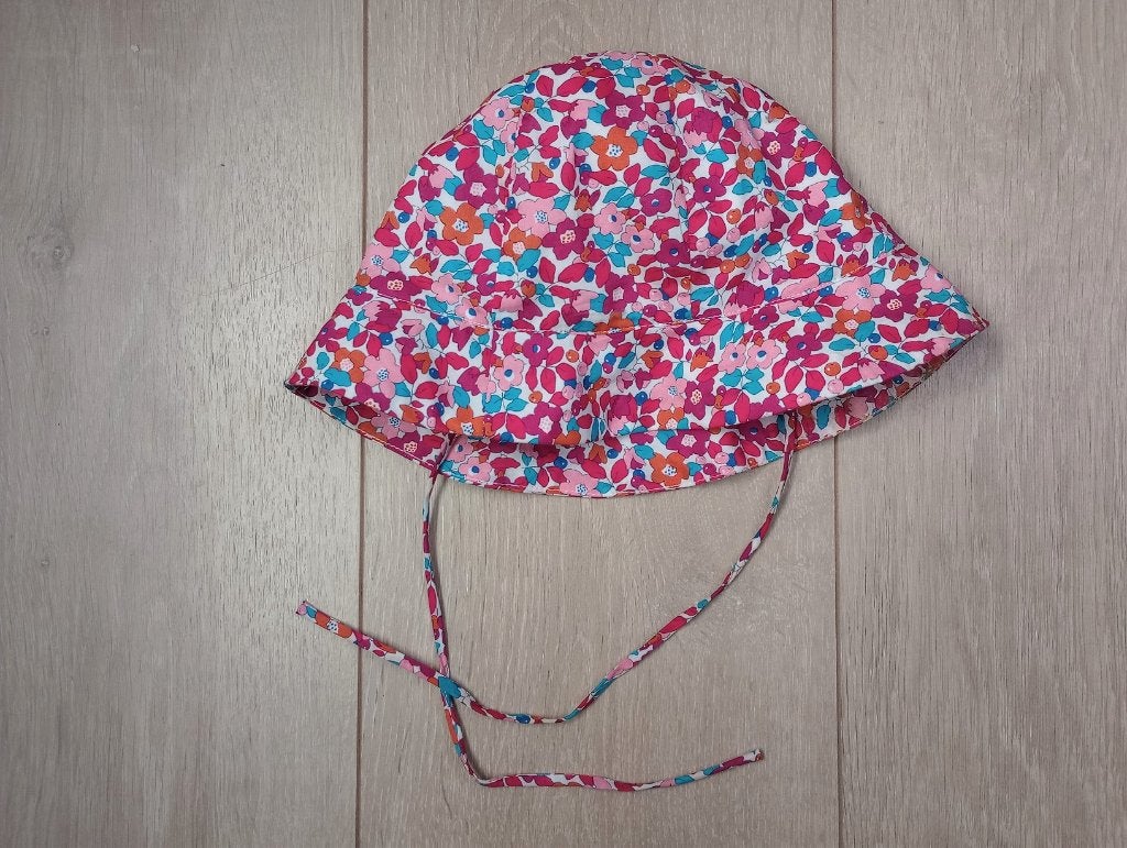 JACADI chapeau d'été (24-36 moins), Enfants & Bébés, Vêtements de bébé | Casquettes & Chapeaux, Enlèvement, Comme neuf, Chapeau