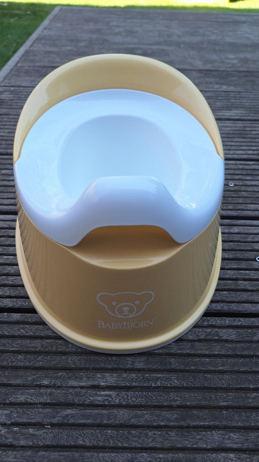 Geel potje Babybjörn, Enlèvement