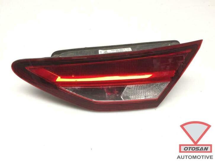 seat leon 5f achterlicht rechts binnen 5f0945094c, Gebruikt, Autovia A-2, Km 585 585
08760  Martorell, ES, SEAT S.A., Customercare@seat.es