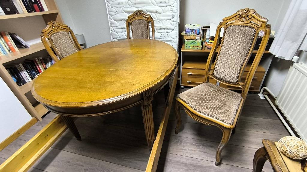 Antieke tafel met 6 stoelen, Ophalen