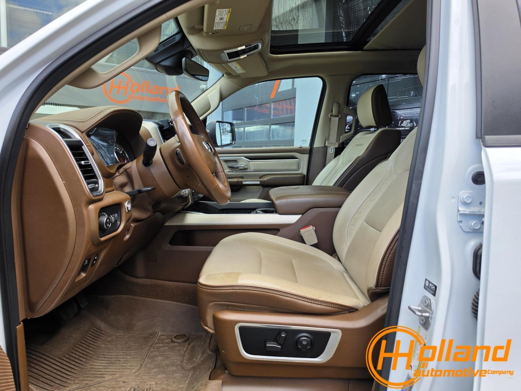Dodge Ram 1500 4X4 5.7 V8 Crew Cab Laramie| MARGE! |VOL OPTI, Autos, Cuir, Achat, 4 portes, 5 places