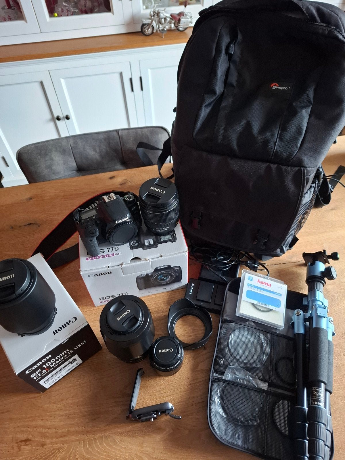 Canon EOS77D + objectifs + matériel. voir description, TV, Hi-fi & Vidéo, Enlèvement, Carte mémoire, Canon