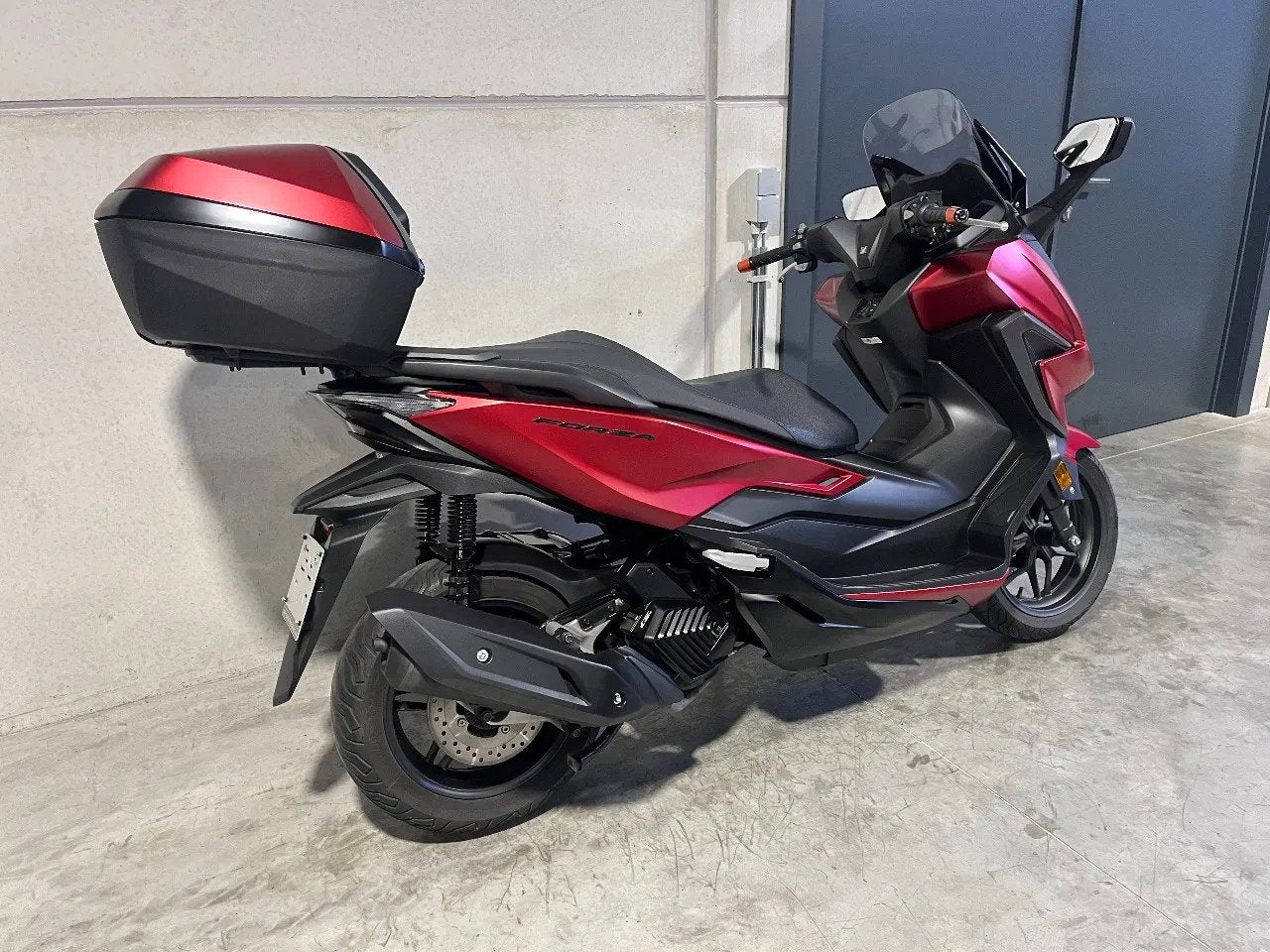 Honda Forza 125 Luxescooter in zeer mooie staat, Motos, Motos | Honda, Scooter, Entreprise, 125 cm³, Jusqu'à 11 kW