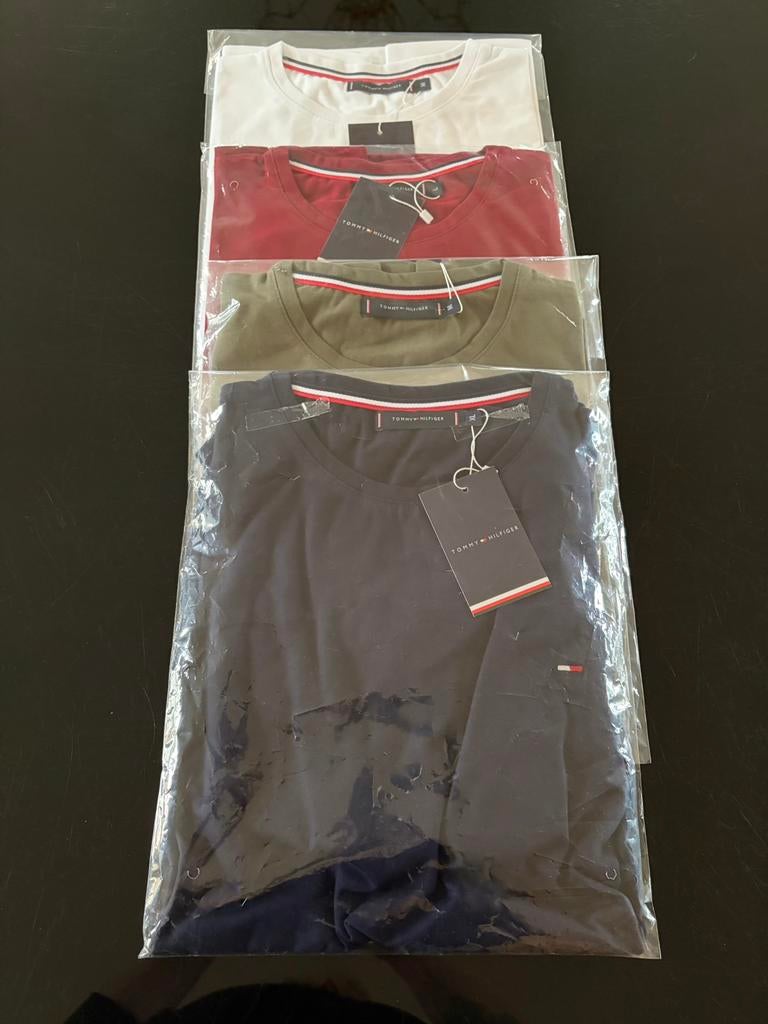 T shirt Tommy hilfiger, Ophalen of Verzenden, Zo goed als nieuw, Blauw