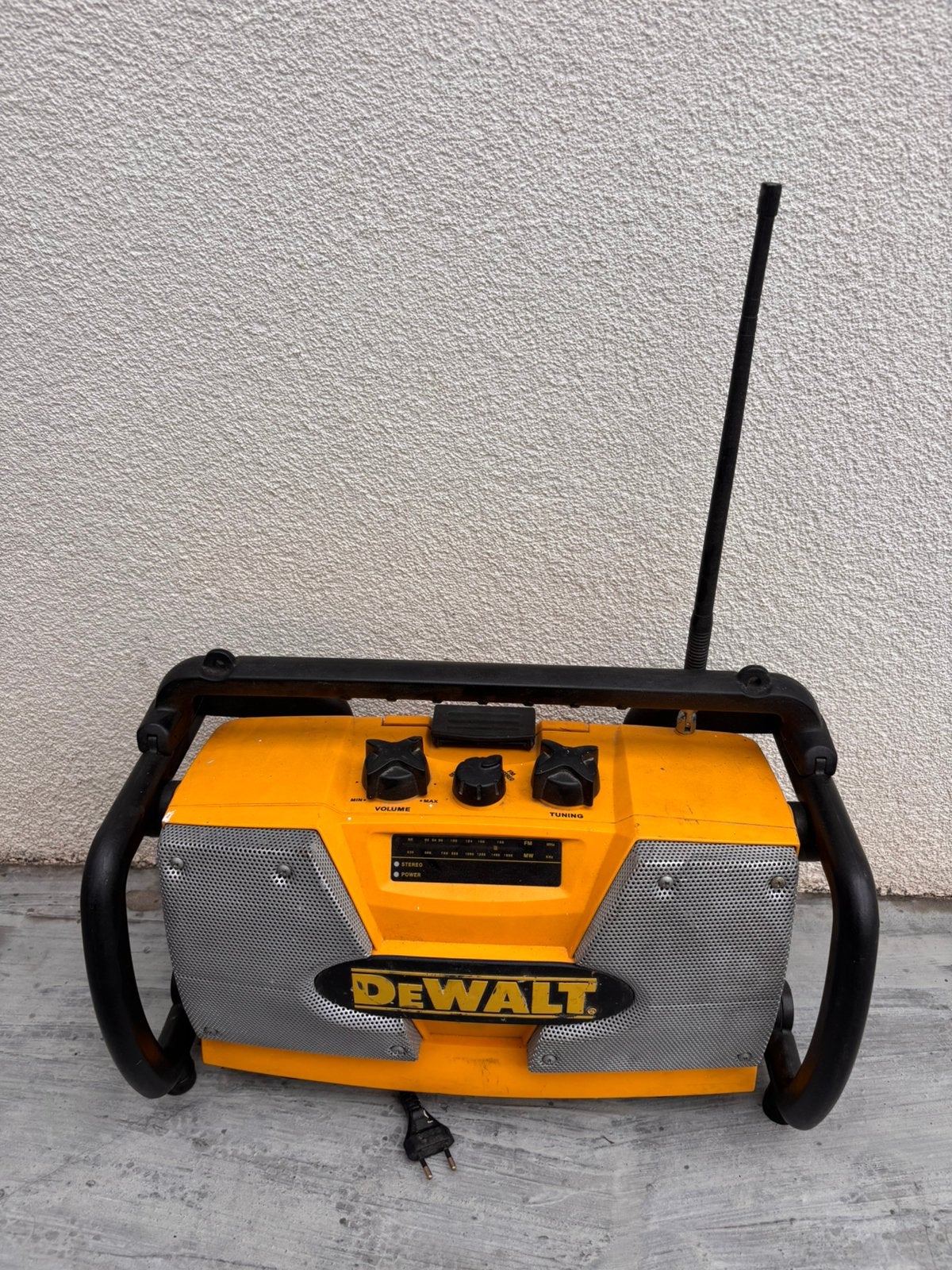 Bouwradio, Ophalen, Zo goed als nieuw, Bouwradio