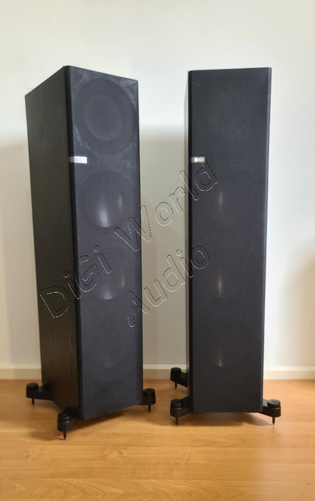 KEF Q700 en élégant frêne noir, TV, Hi-fi & Vidéo, Enceintes, Comme neuf, Haut-parleurs Frontaux, Arrière ou Stéréo, 120 watts ou plus