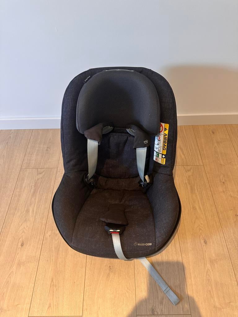 Pearl 2 way Nomad Black + 2 way iso fix, Kinderen en Baby's, Autostoeltjes, Ophalen, Gebruikt