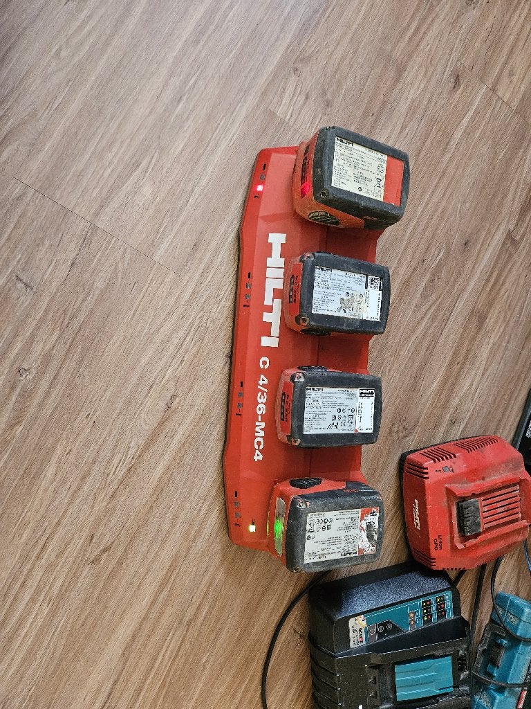Batteries Li-Ion Hilti à chargeur rapide 14, 22, 36 volts, Bricolage & Construction, Outillage | Pièces de machine & Accessoires