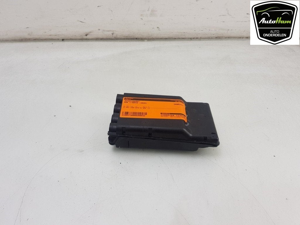 ZEKERINGKAST BMW 1 serie (F40) (01-2019/-), Auto-onderdelen, Elektronica en Kabels, Gebruikt, BMW, Petuelring 130
80809  München, DE