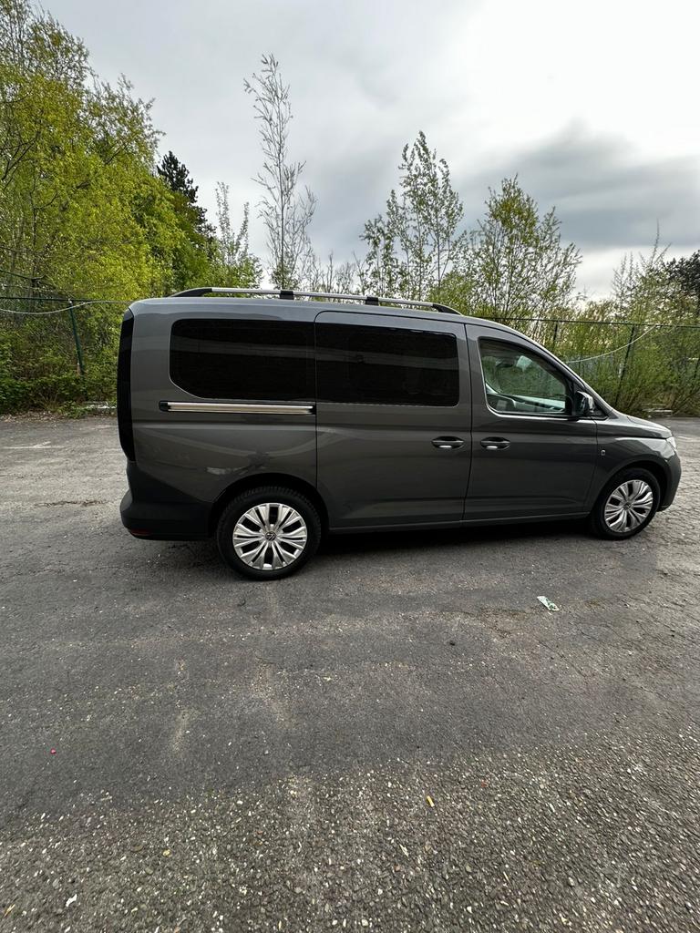 VW CADDY MAXI COMBI PLUS 2.0L, Auto's, Bestelwagens en Lichte vracht, 75 kW, Volkswagen, Leder, 5 deurs