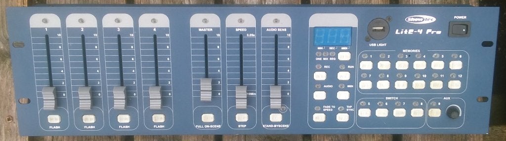 Controller DMX Showtec Lite-4 Pro, Enlèvement ou Envoi, Comme neuf, Autres types, Commande sonore