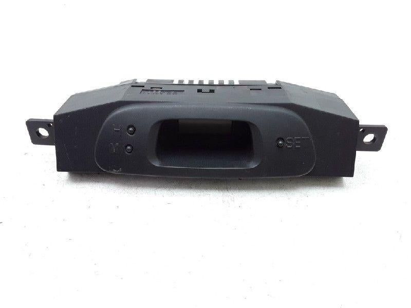 KLOK Mitsubishi Carisma (01-1995/06-2006) (|MR114346|), Gebruikt, Mitsubishi