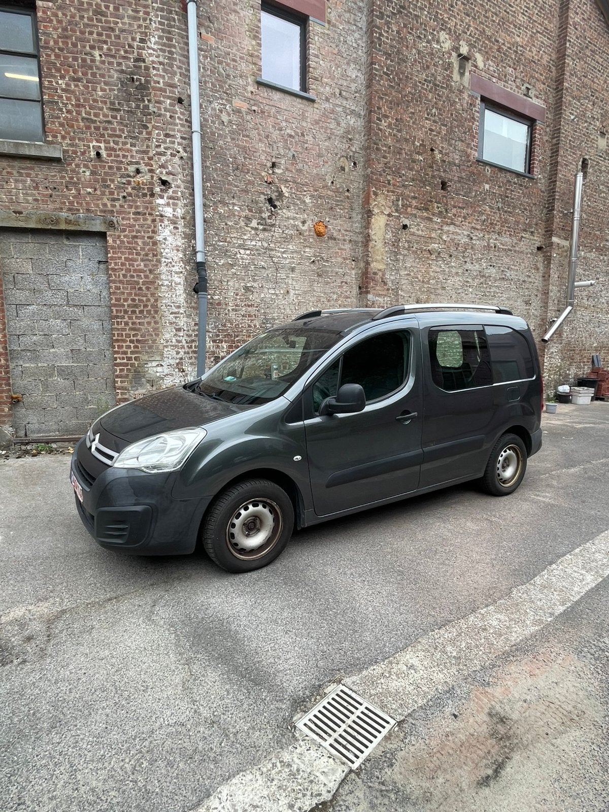 Citroen Berlingo III (2015), Autos, Capteur de stationnement, Achat, 140 g/km, 1445 kg