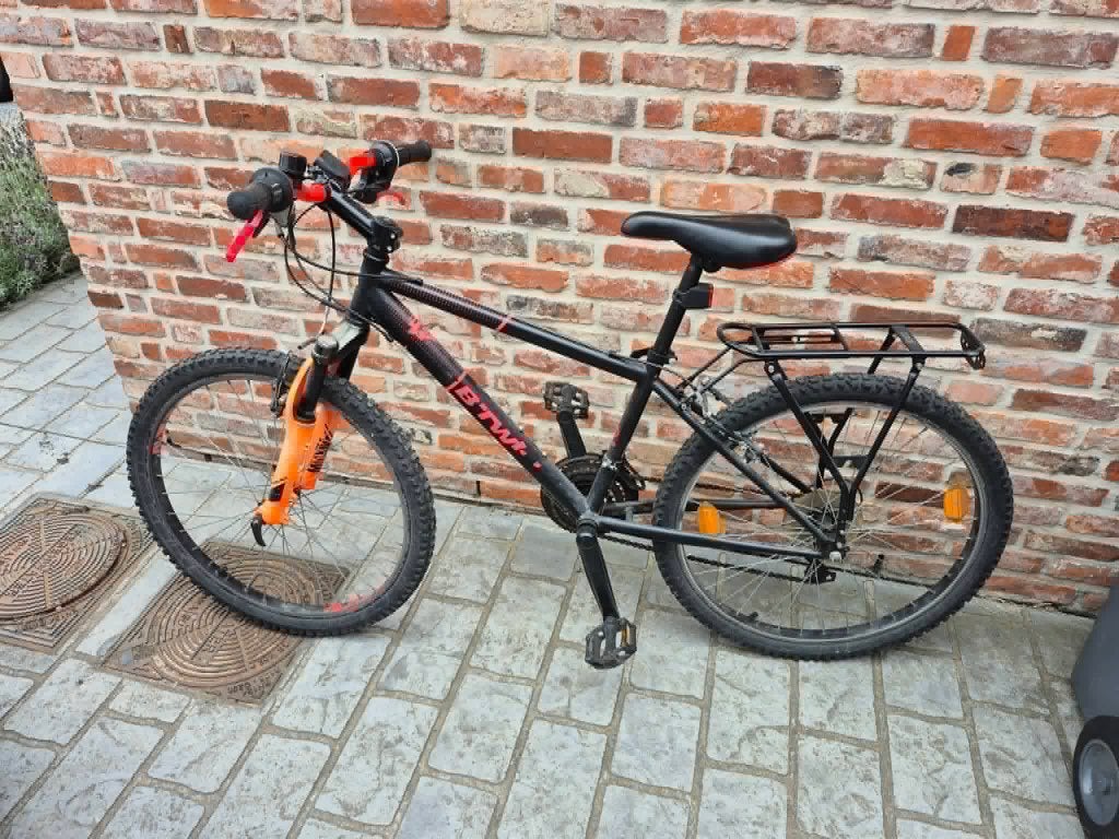 Kinderfiets btwin 24 inch, Fietsen en Brommers, Fietsen | Kinderfietsjes, Ophalen, Gebruikt, Velgrem, 20 inch of meer