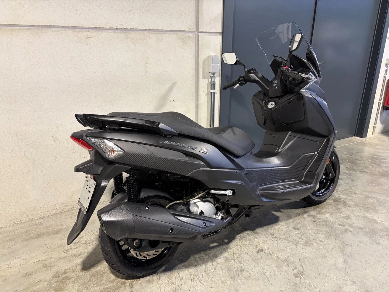 SYM Joymax Z 300 leuke luxescooter, 300 cm³, Scooter, Entreprise, 12 à 35 kW