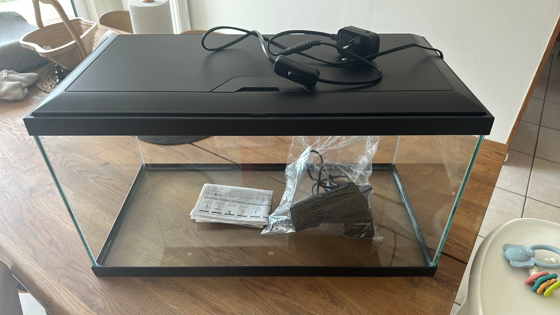 Ciano Aquarium 60 LED, Aquarium vide, Enlèvement, Utilisé, Pompe