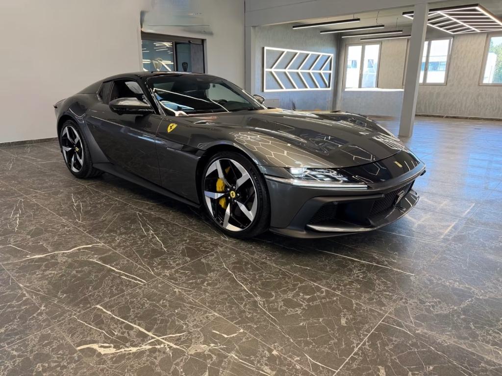 NEW FERRARI 12CILINDRI CARBON/LIFT/MATRIX/PAN/DAYT/2TONE-11%, Auto's, Ferrari, Automaat, Achterwielaandrijving, Parkeerassistent