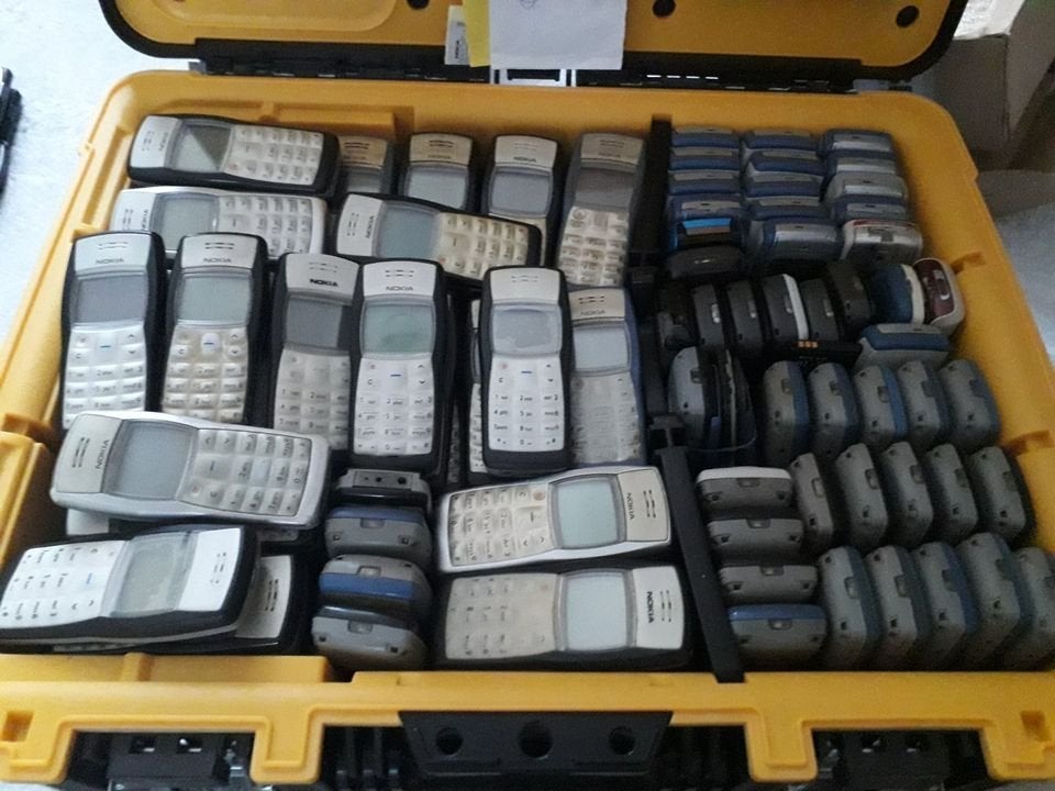 À vendre – veuillez consulter mes autres annonces., Plastique, Enlèvement, Utilisé, Classique