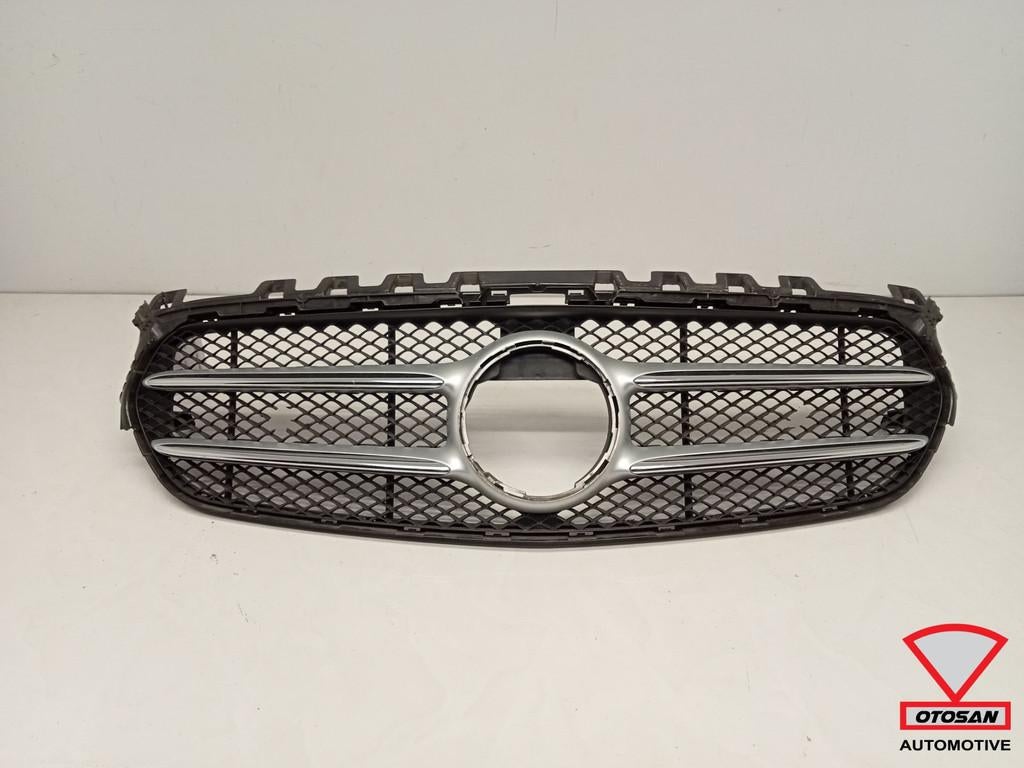 Calandre MERCEDES BENZ B W247 A2478885700 d'origine, Mercedes-Benz AG, Mercedes-Benz, Utilisé, Mercedesstrasse 120
70372  Stuttgart, DE