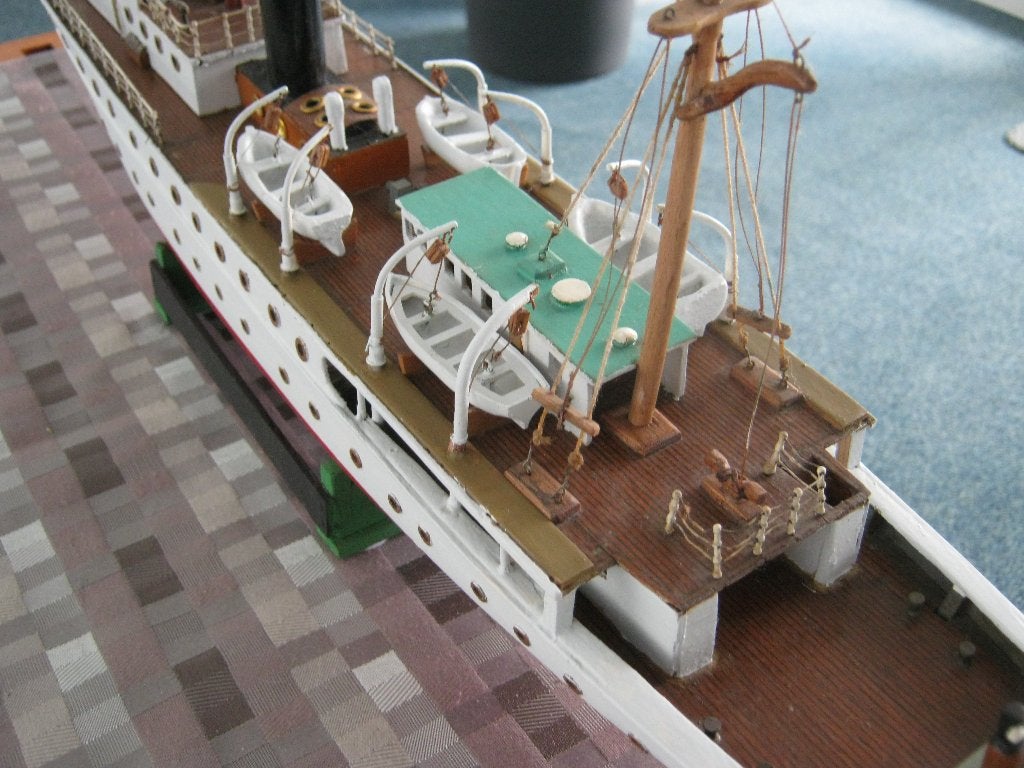 Scheepsmodellen. 6 houten schepen., Ophalen, Gebruikt