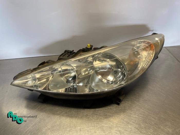 Phare gauche d'un Peugeot 207 (207 06-), Autos : Pièces & Accessoires, -, 3 mois de garantie, Utilisé, -