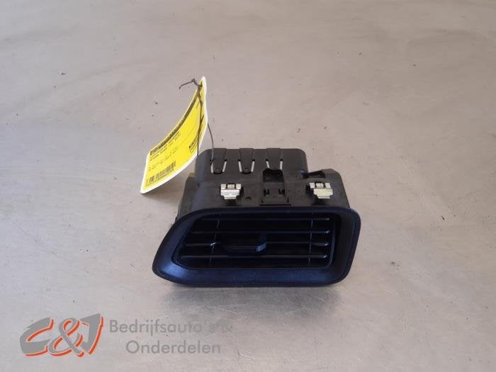 Grille aération tableau de bord d'un Nissan NV400, -, 3 mois de garantie, Utilisé, -
