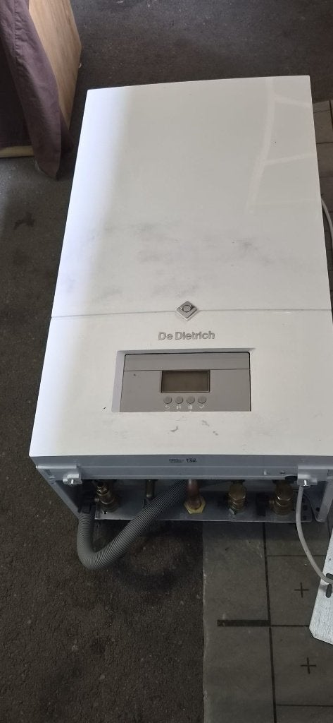 Gaswandketel Dietrich MCR S 30/35 MI, Doe-het-zelf en Bouw, Ophalen, Aardgas, Geiser, Zo goed als nieuw